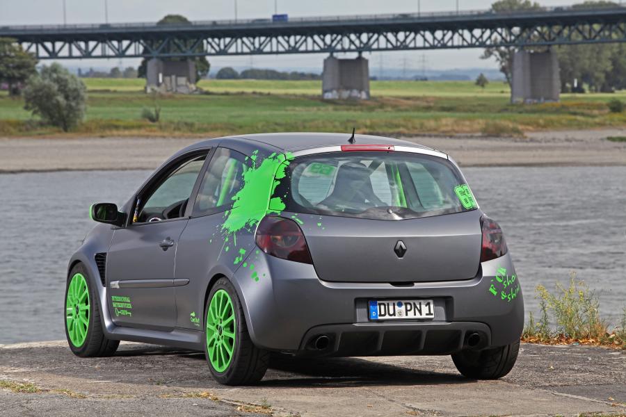 Renault Clio RS by Cam Shaft 2012 года  (фото 9 из 13)